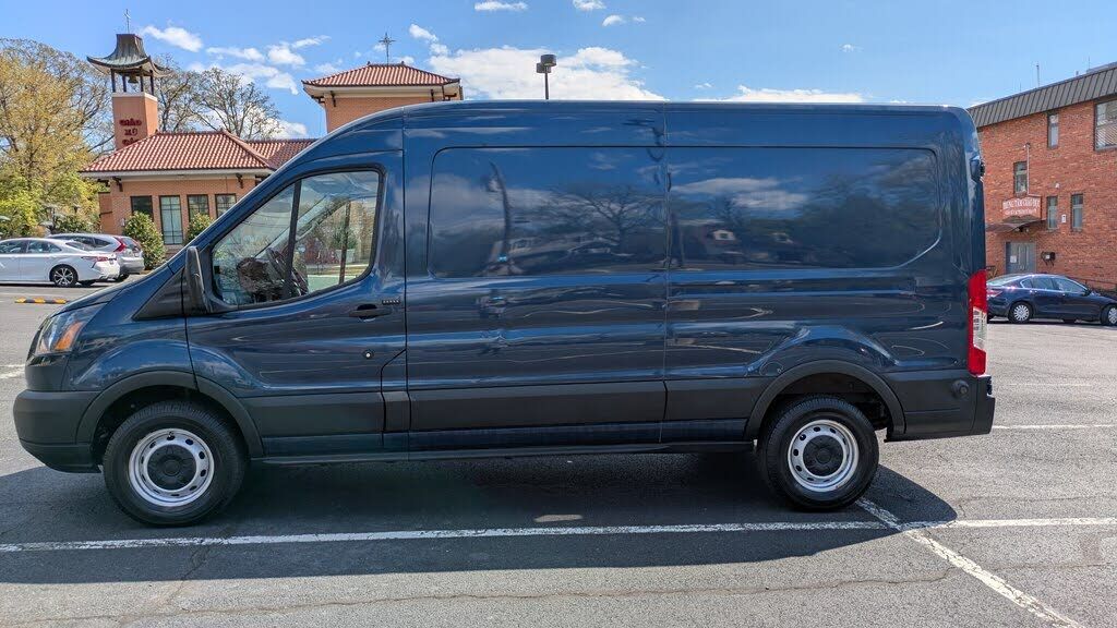 2019 FORD Transit