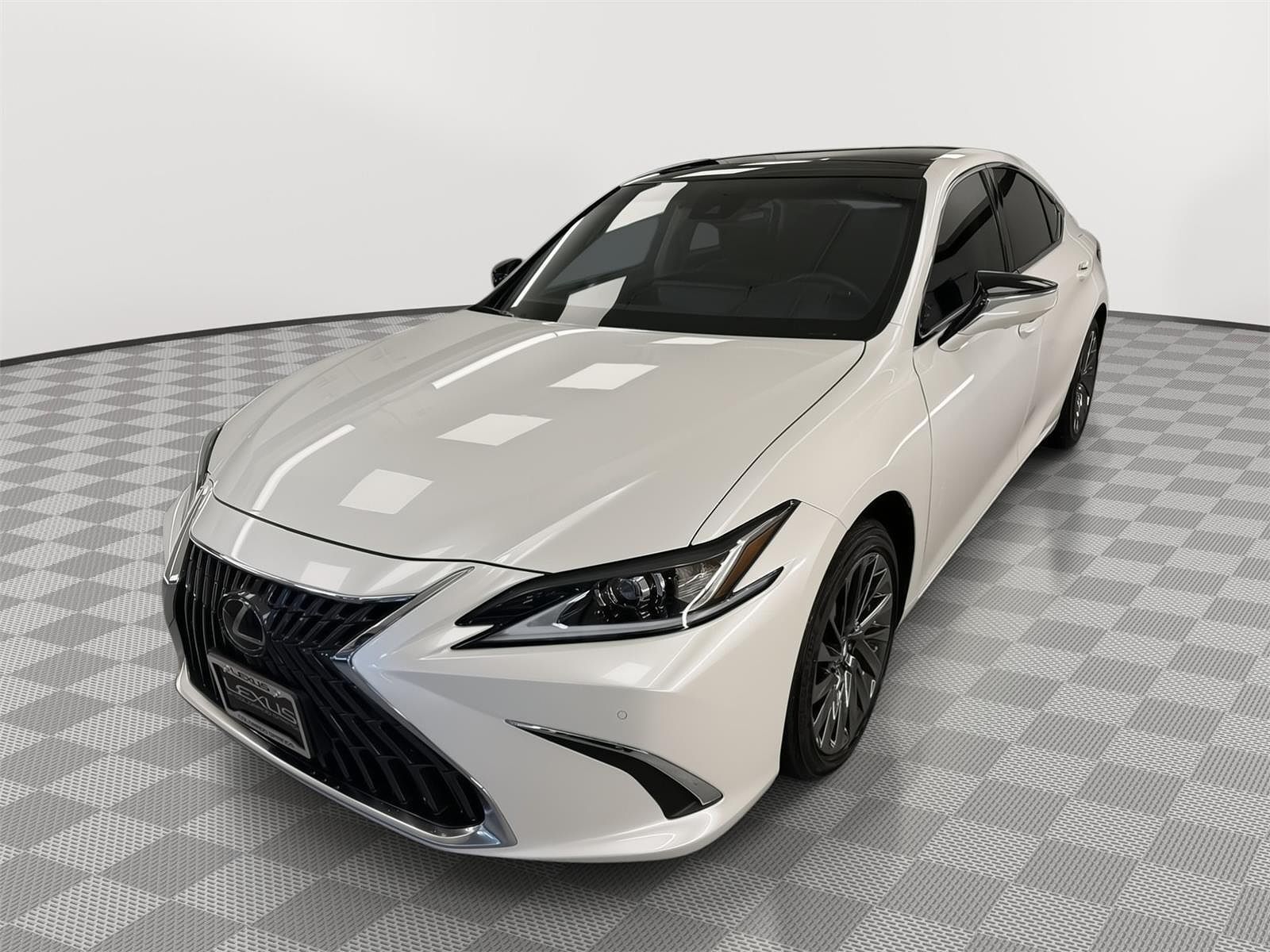 2025 LEXUS ES