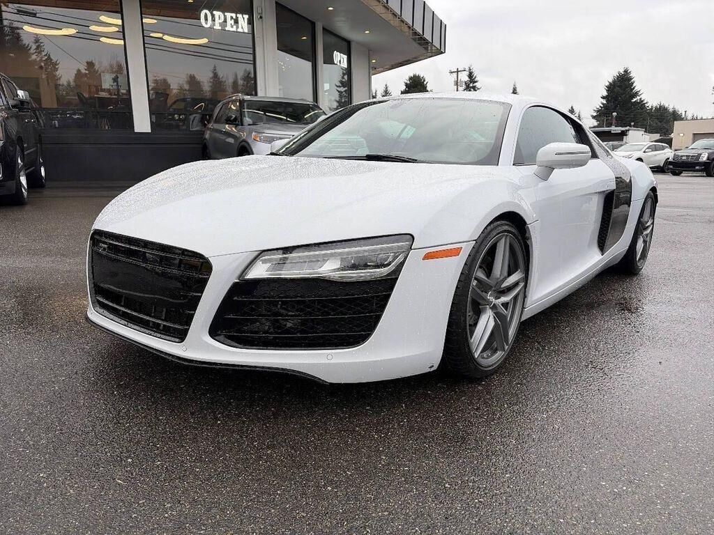 2014 AUDI R8