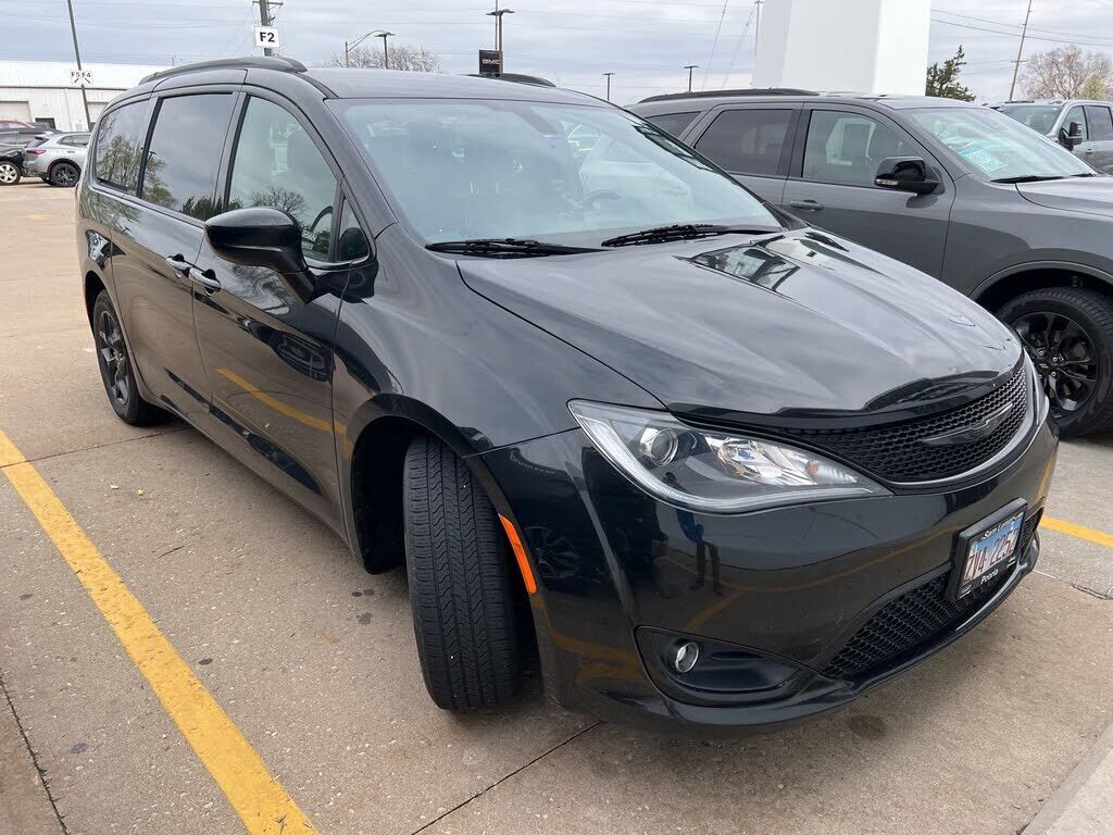 2020 CHRYSLER Pacifica