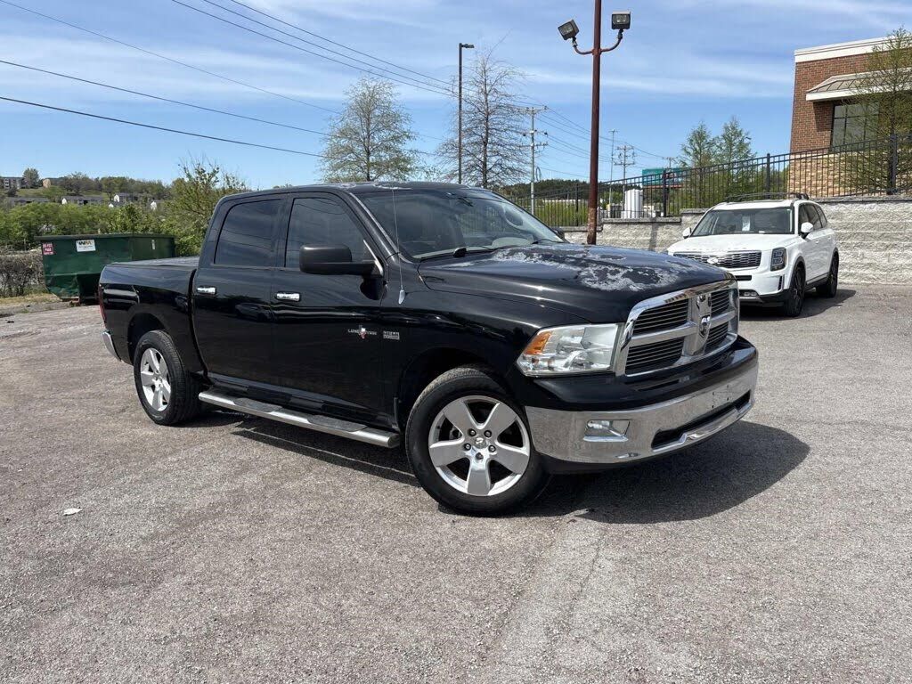 2012 DODGE Ram
