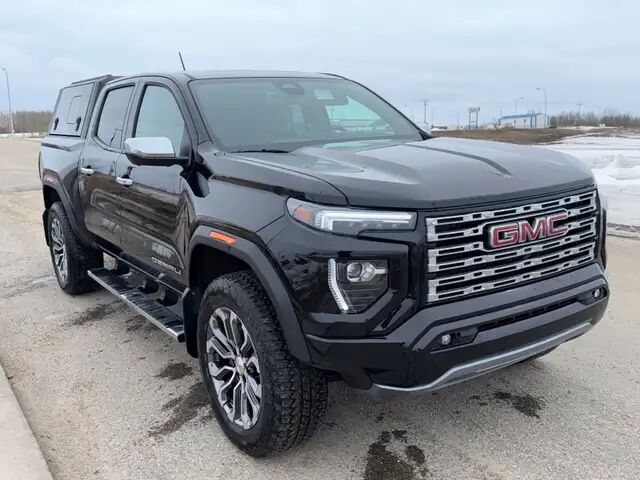 2024 GMC Canyon