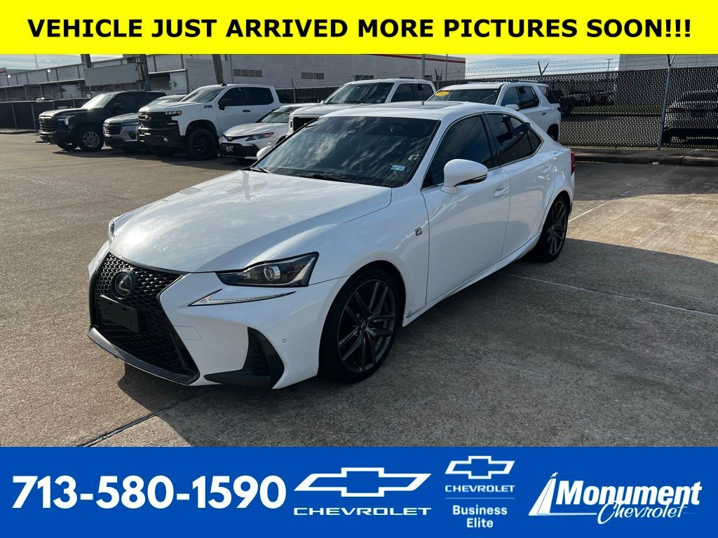2020 LEXUS IS