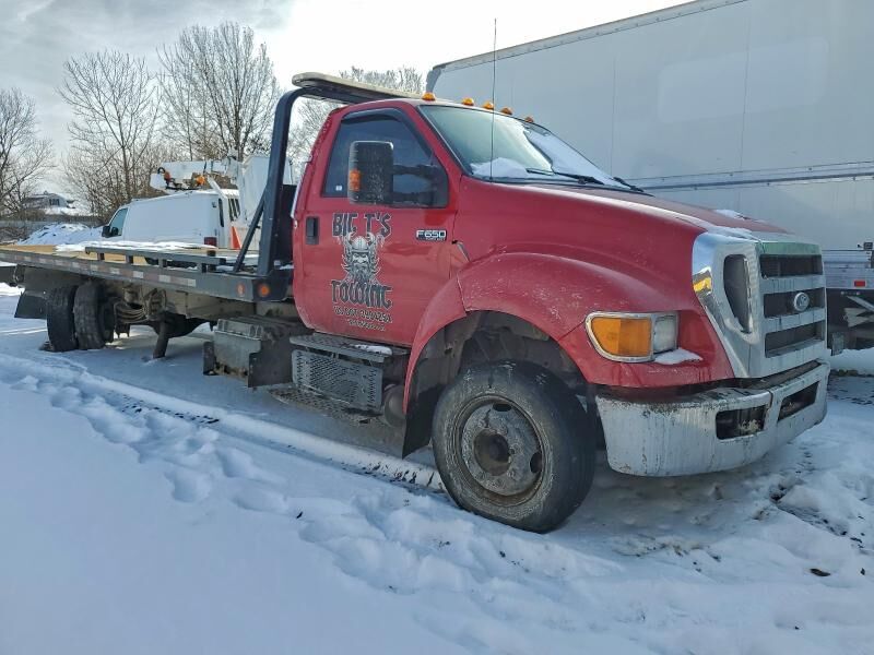 2013 FORD F-650
