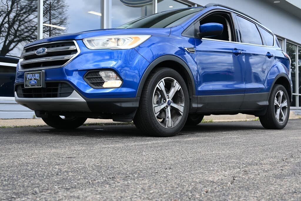 2017 FORD Escape