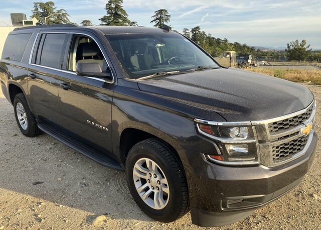2017 CHEVROLET Suburban