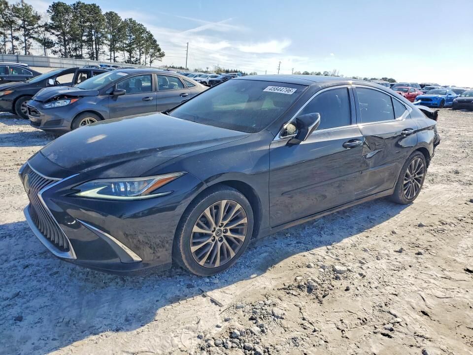 2020 LEXUS ES