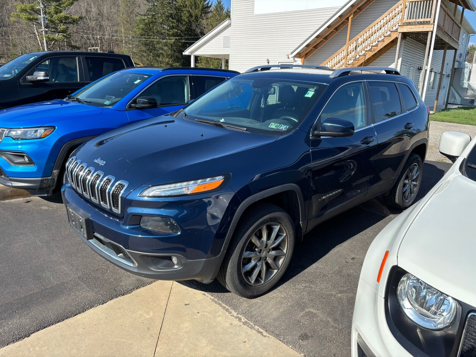 2018 JEEP Cherokee