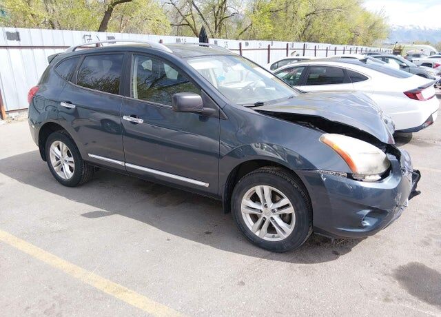 2015 NISSAN Rogue