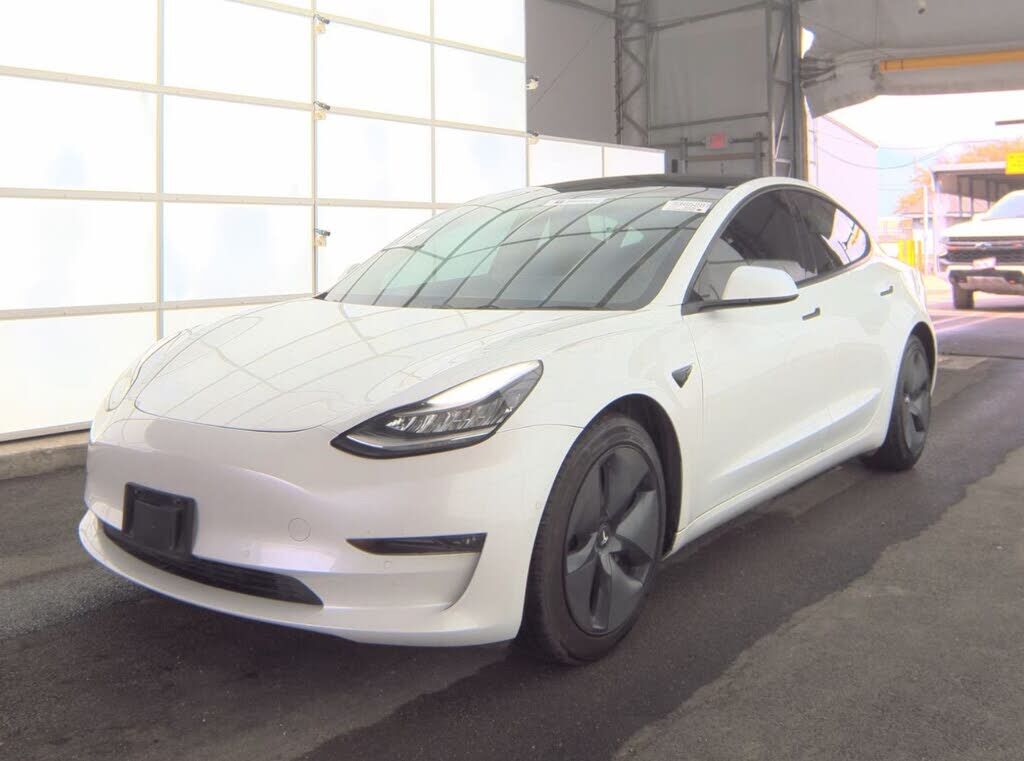 2020 TESLA Model 3
