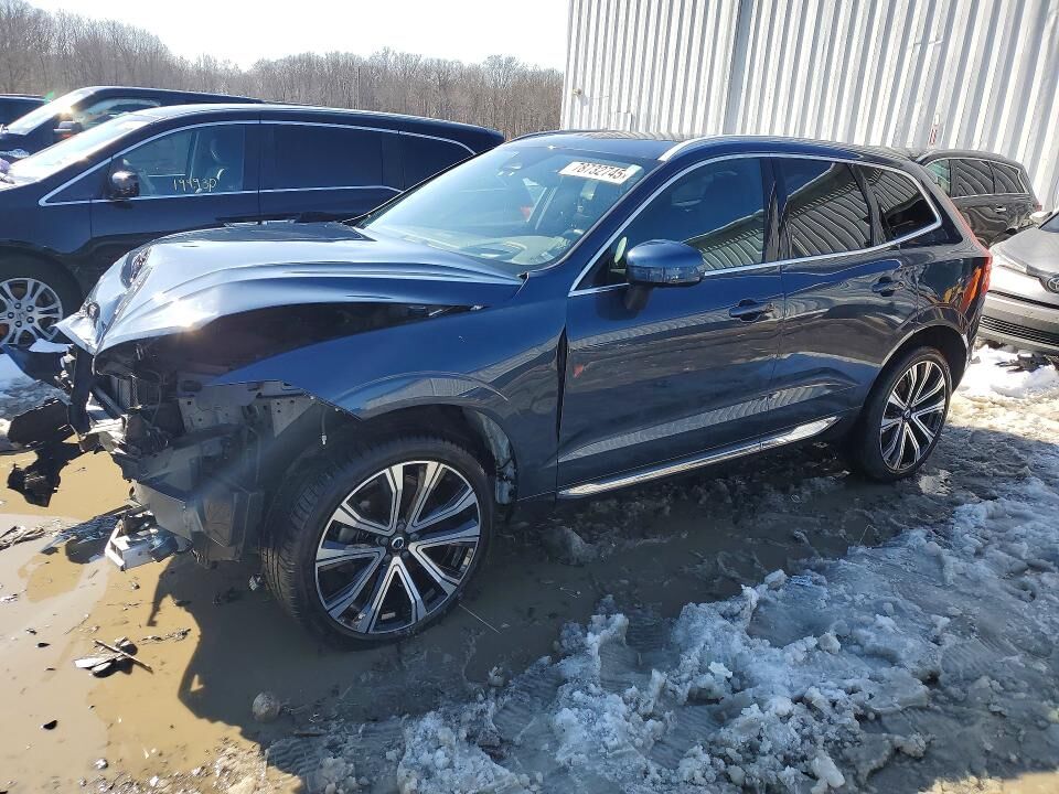 2023 VOLVO XC60