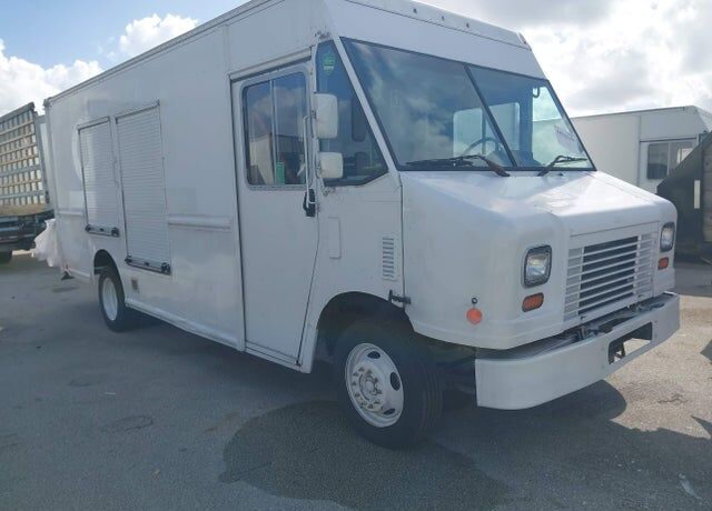 2014 FORD Commercial Chassis