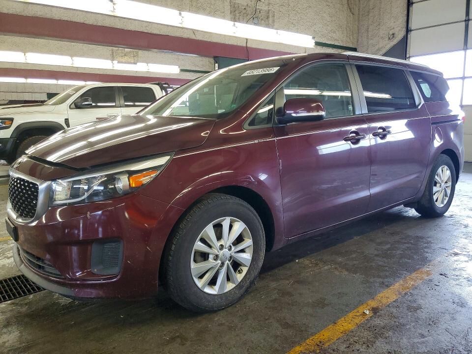 2016 KIA Sedona