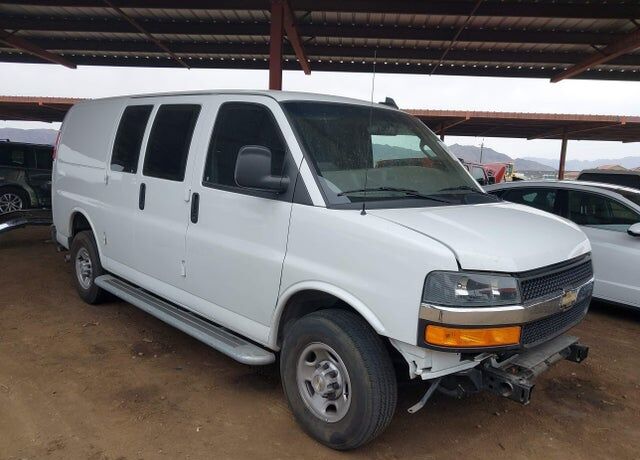 2024 CHEVROLET Express