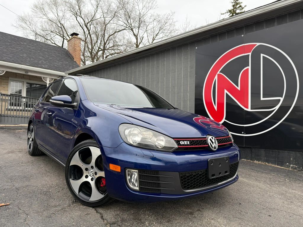 2011 VOLKSWAGEN GTI
