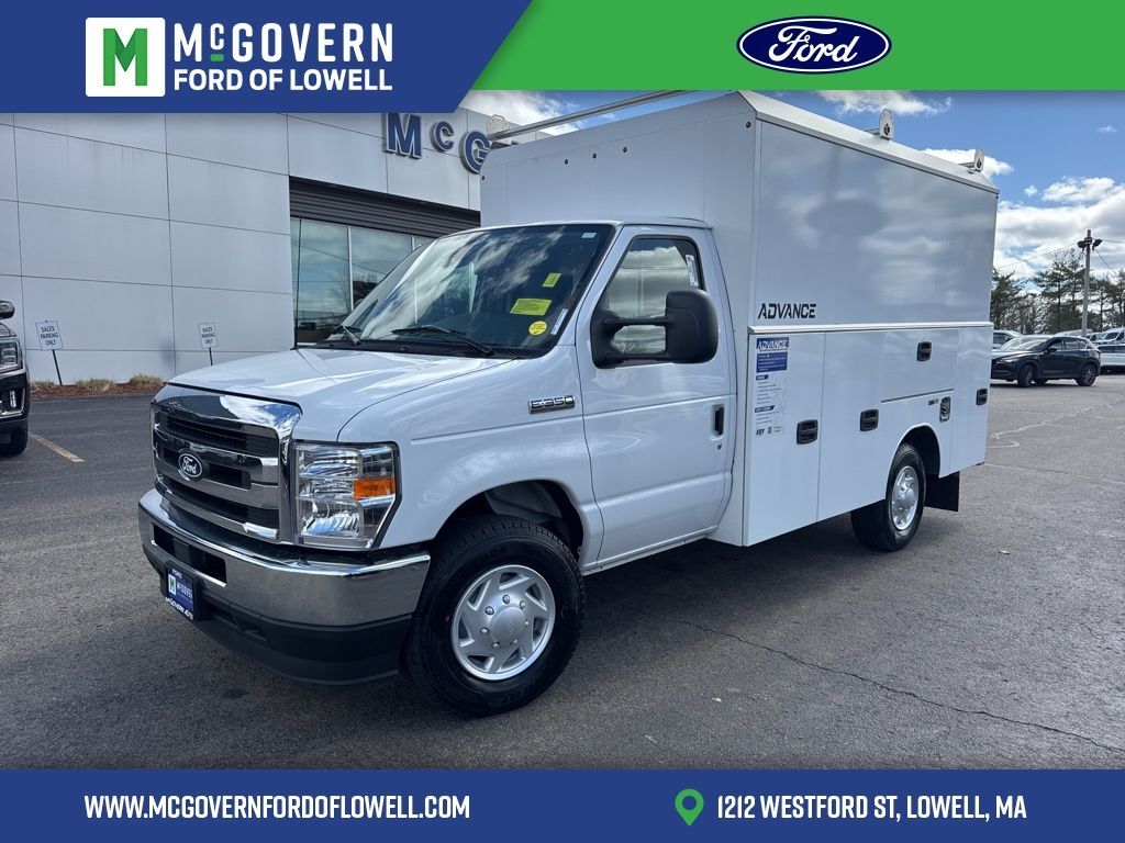 2026 FORD E-350
