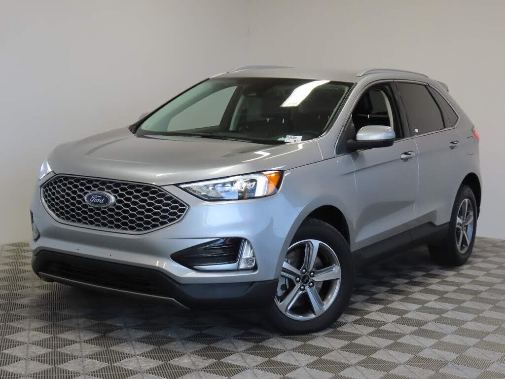 2023 FORD Edge