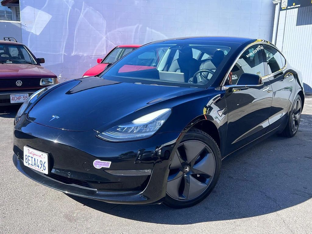 2018 TESLA Model 3