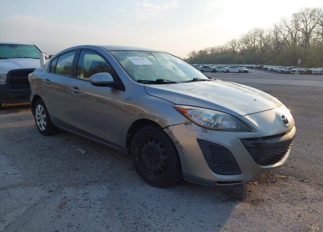 2010 MAZDA Mazda3