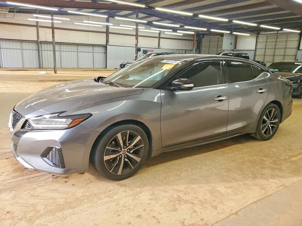 2022 NISSAN Maxima