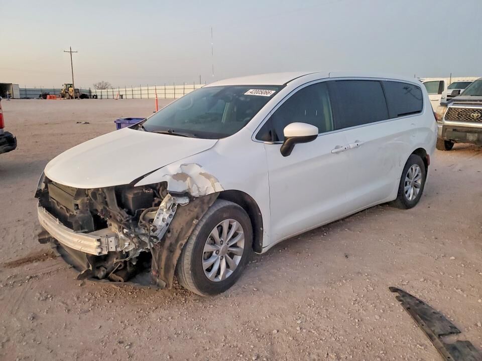 2017 CHRYSLER Pacifica