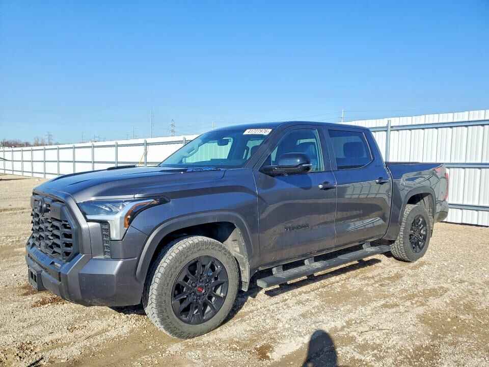 2024 TOYOTA Tundra