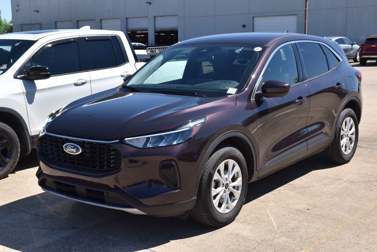 2023 FORD Escape