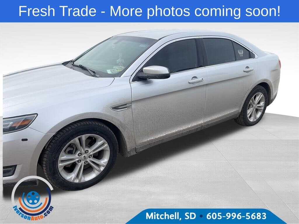 2015 FORD Taurus