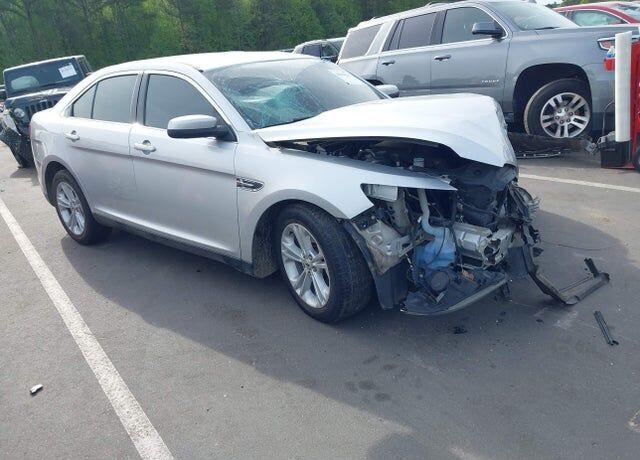 2016 FORD Taurus