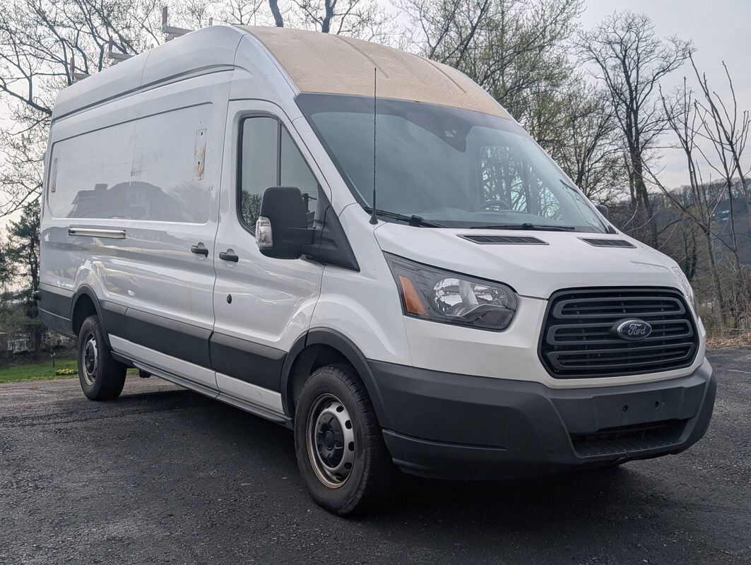 2018 FORD Transit