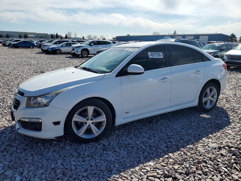 2015 CHEVROLET Cruze