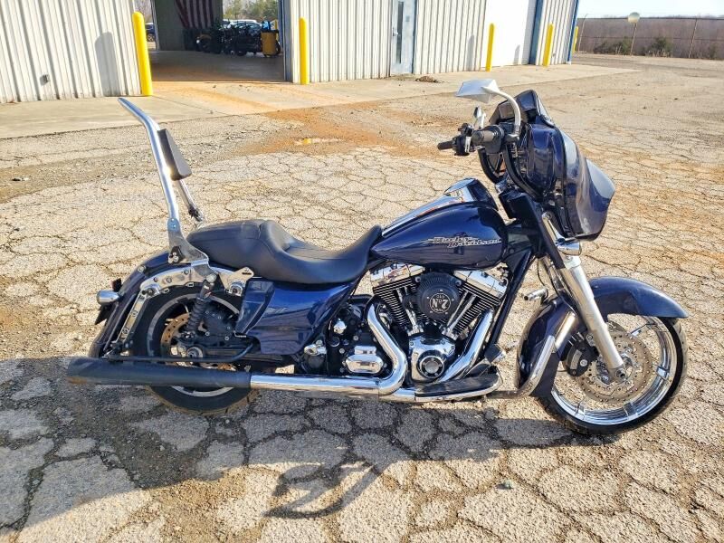 2014 HARLEY DAVIDSON Street Glide