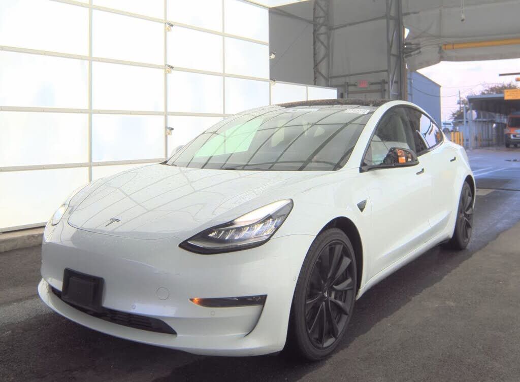 2018 TESLA Model 3