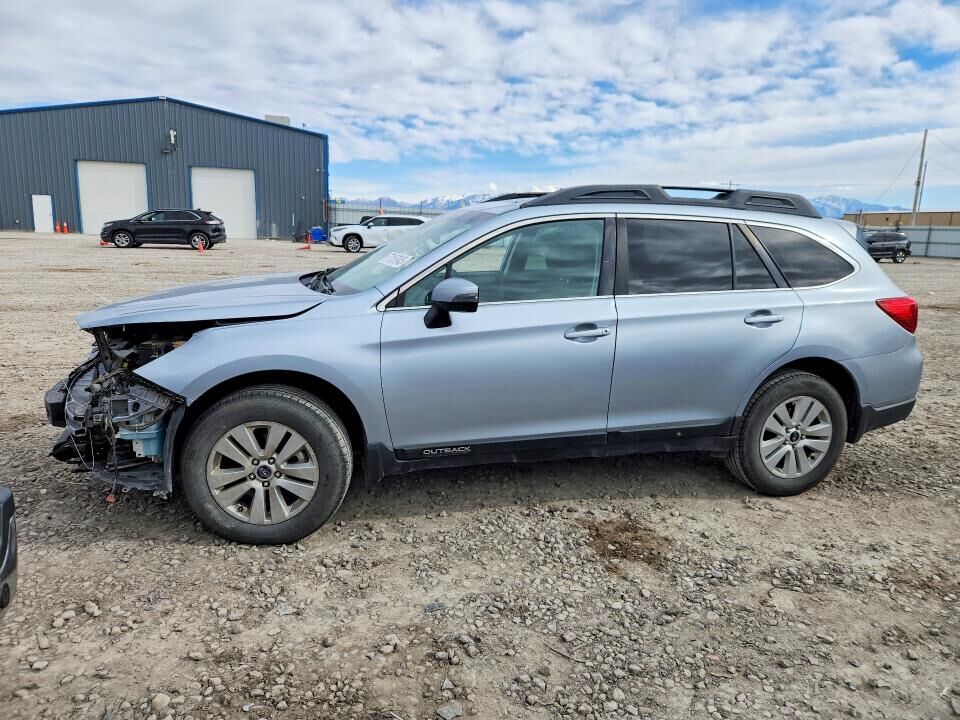 2015 SUBARU Outback