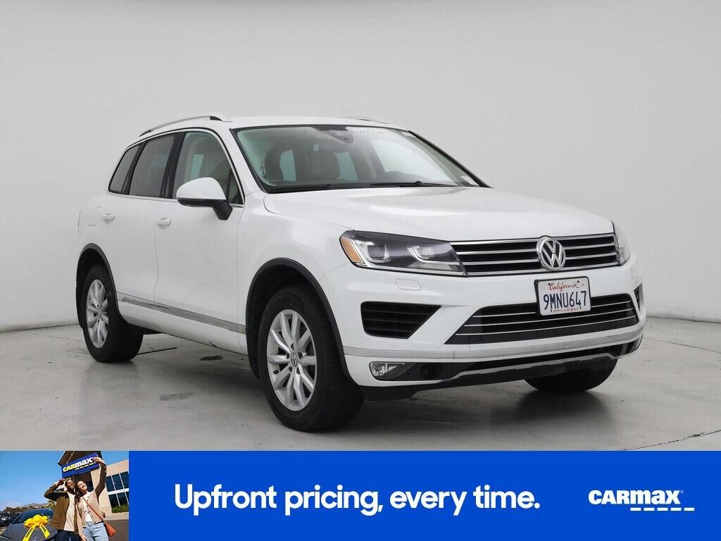 2016 VOLKSWAGEN Touareg