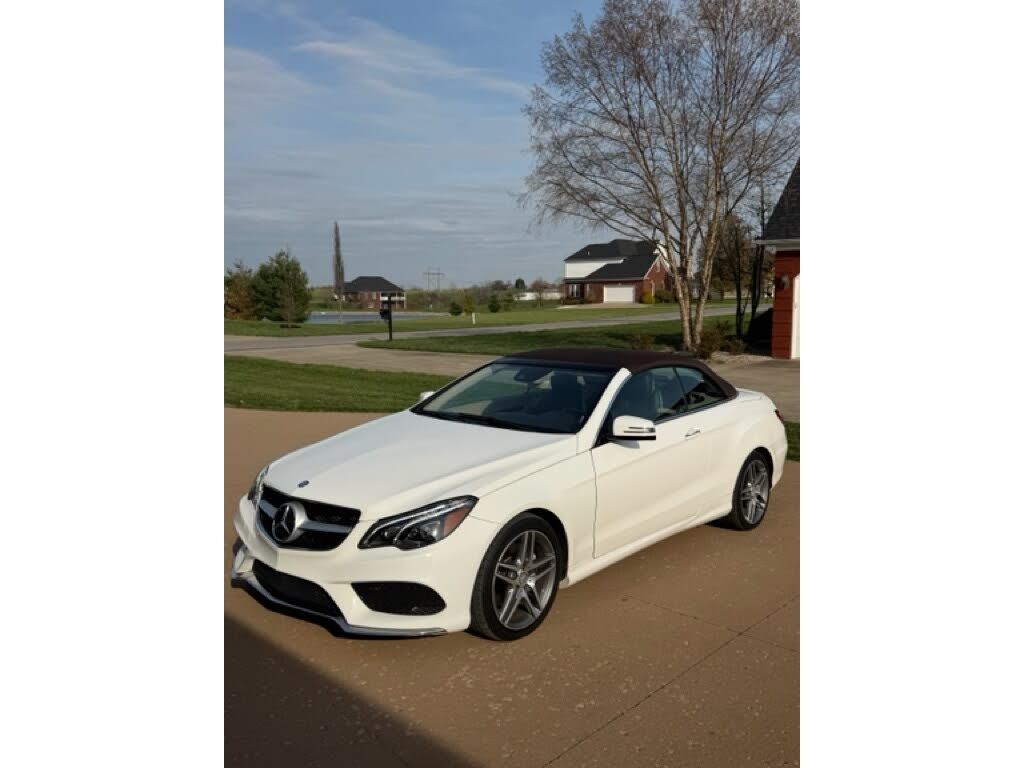 2016 MERCEDES-BENZ E-Class
