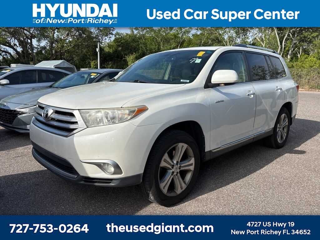 2011 TOYOTA Highlander
