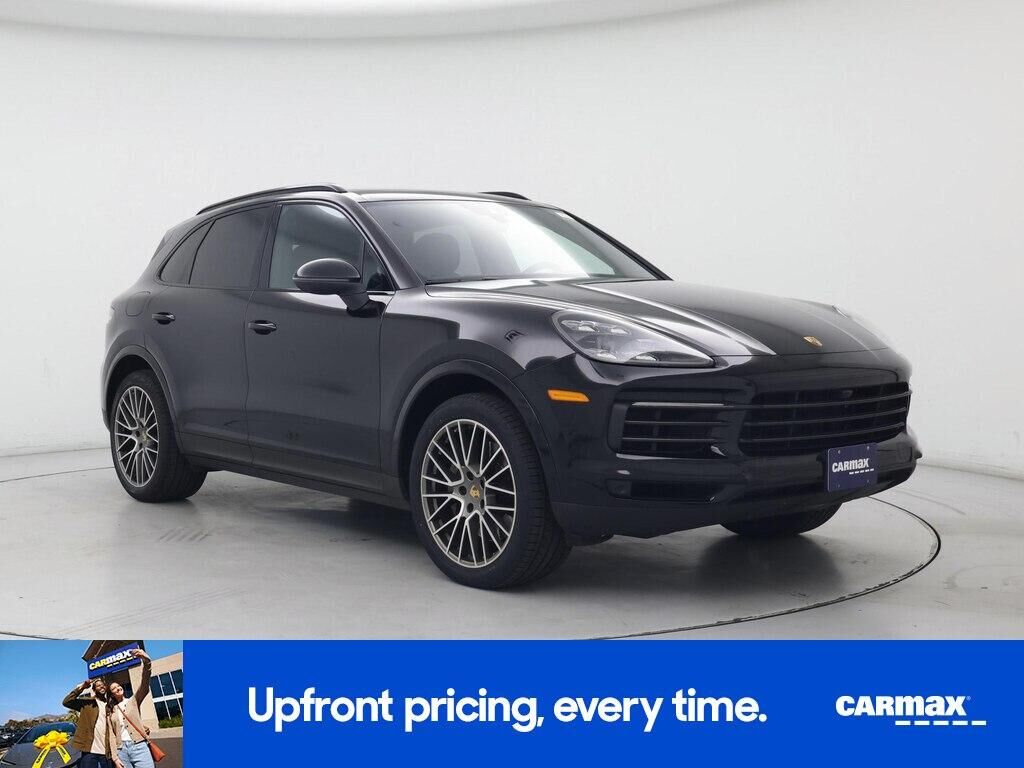 2023 PORSCHE Cayenne