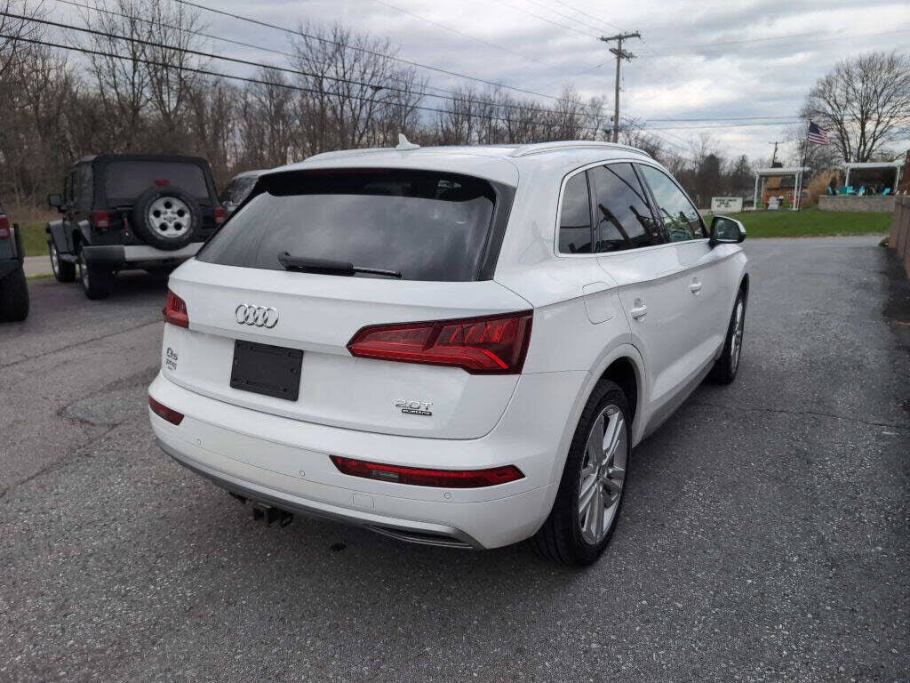2018 AUDI Q5