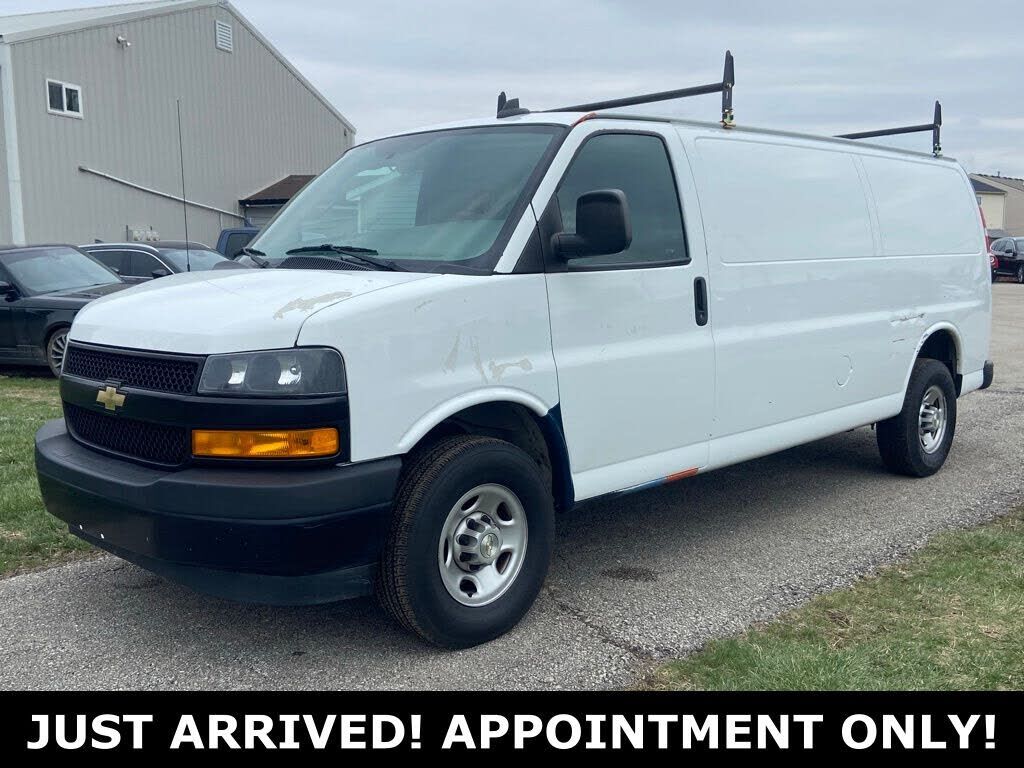 2021 CHEVROLET Express