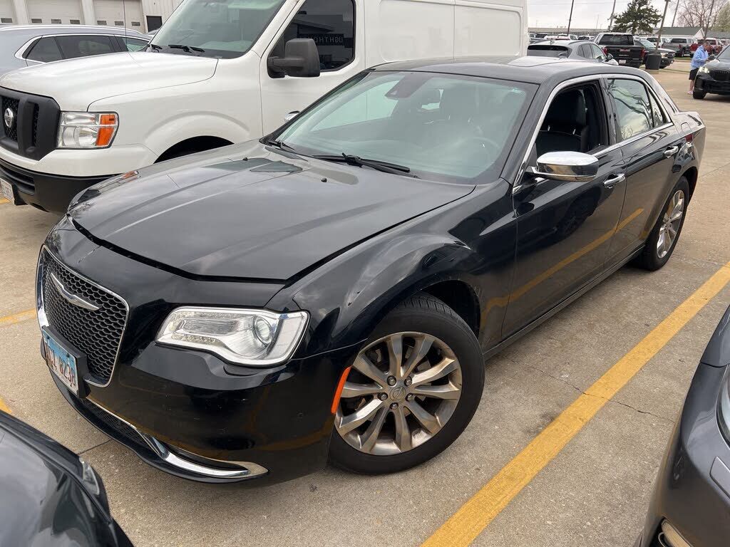 2018 CHRYSLER 300