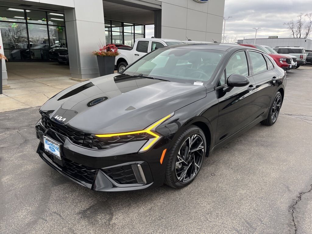 2025 KIA K5