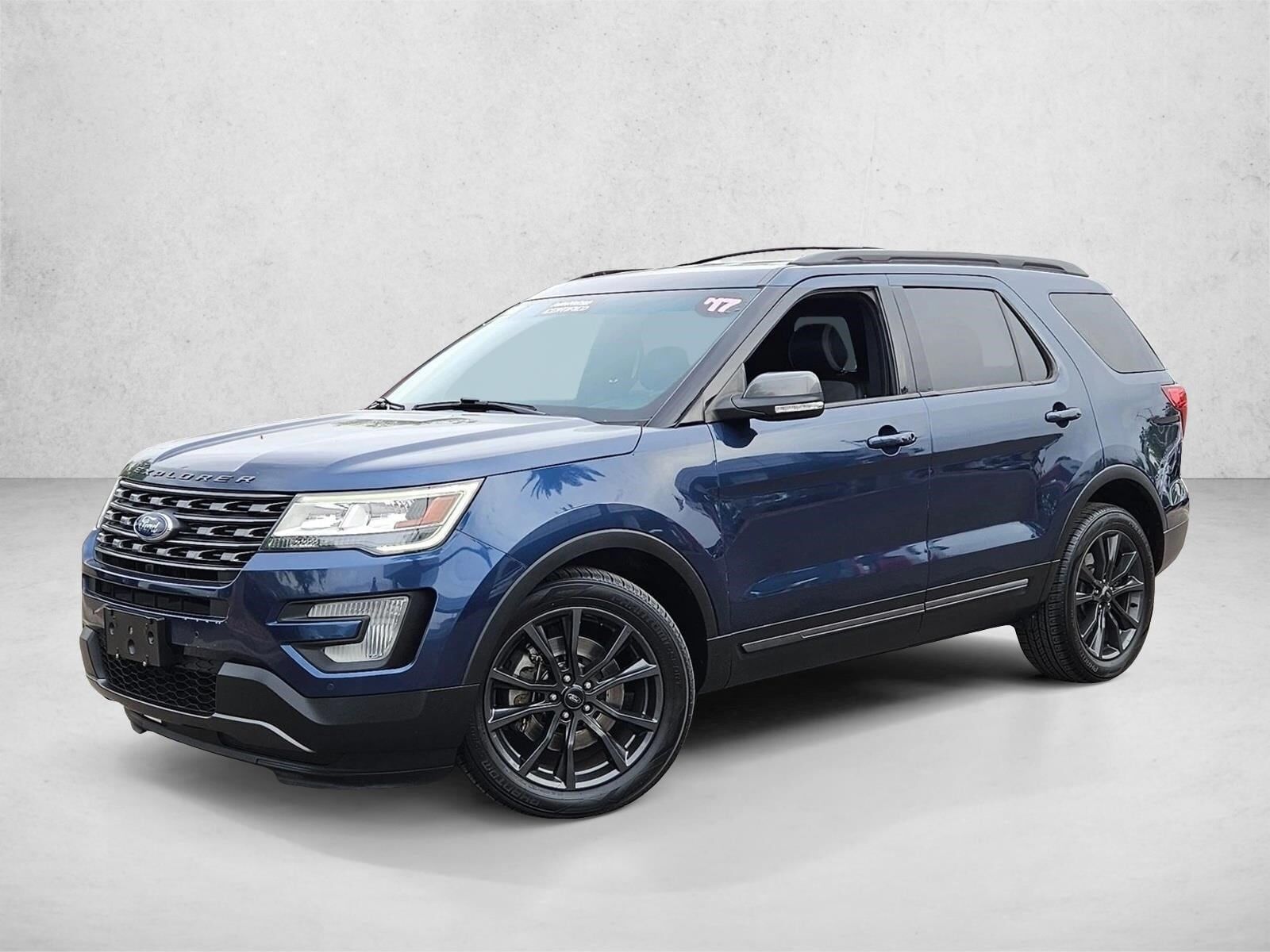 2017 FORD Explorer