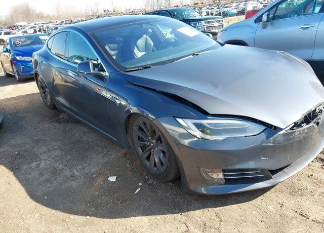 2017 TESLA Model S