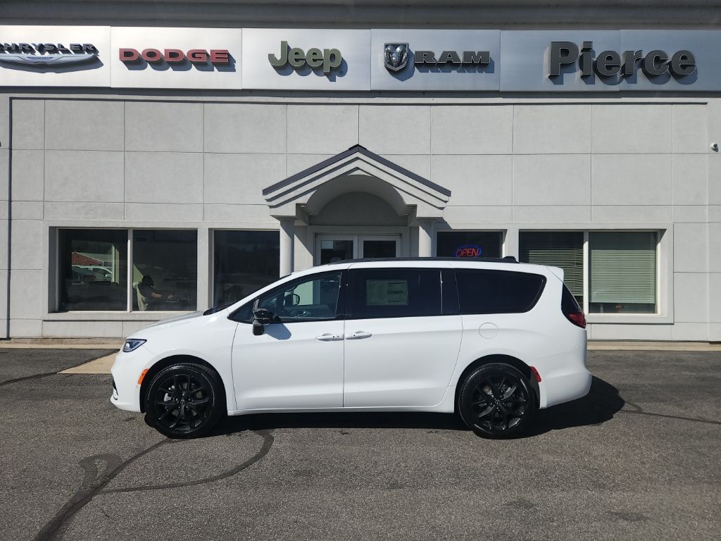 2026 CHRYSLER Pacifica