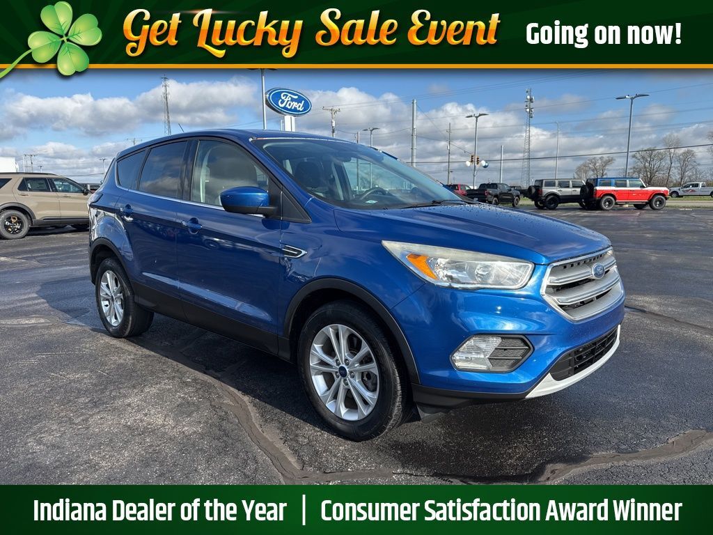 2017 FORD Escape