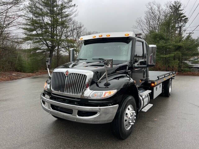 2023 INTERNATIONAL HV607