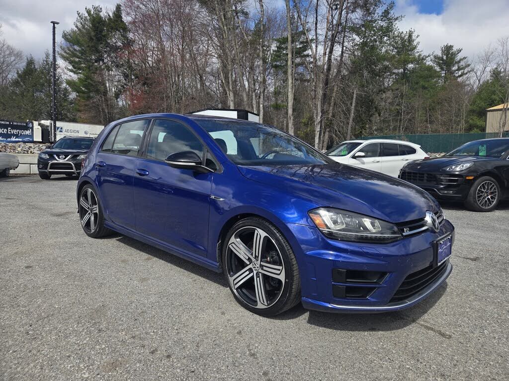 2015 VOLKSWAGEN Golf