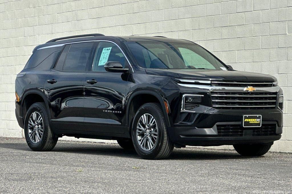 2024 CHEVROLET Traverse