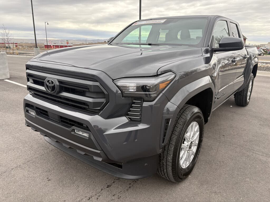 2025 TOYOTA Tacoma